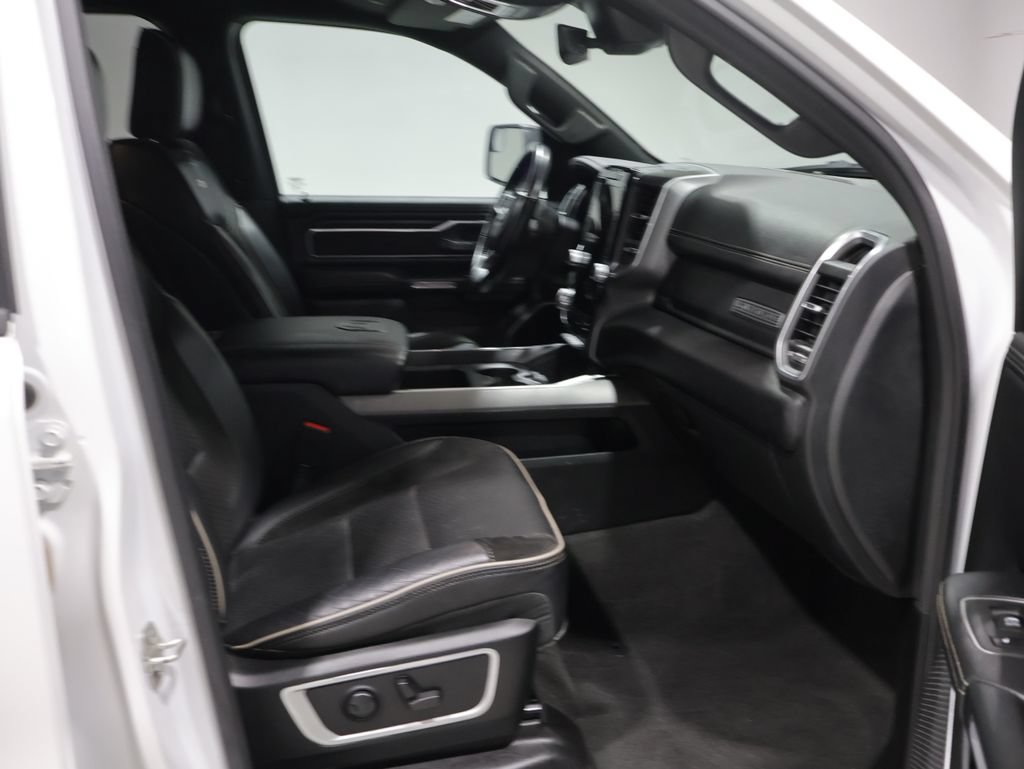 Used 2023 RAM 1500 Laramie AWD/4WD image 26