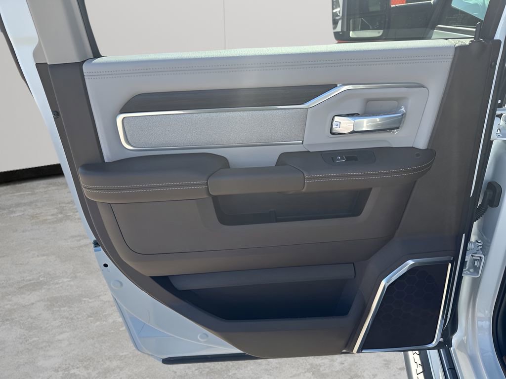 New 2026 RAM 2500 Laramie w/ Towing Technology Group image 16