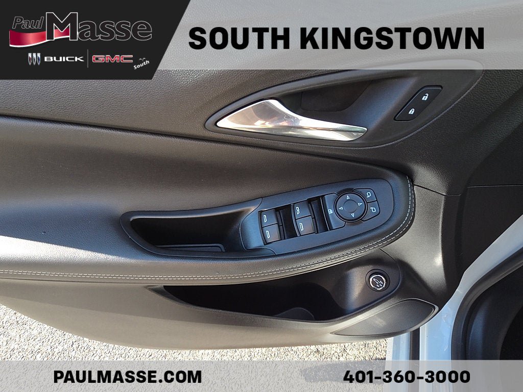 Certified 2023 Buick Encore GX Select w/ Sport Touring Package FWD image 9