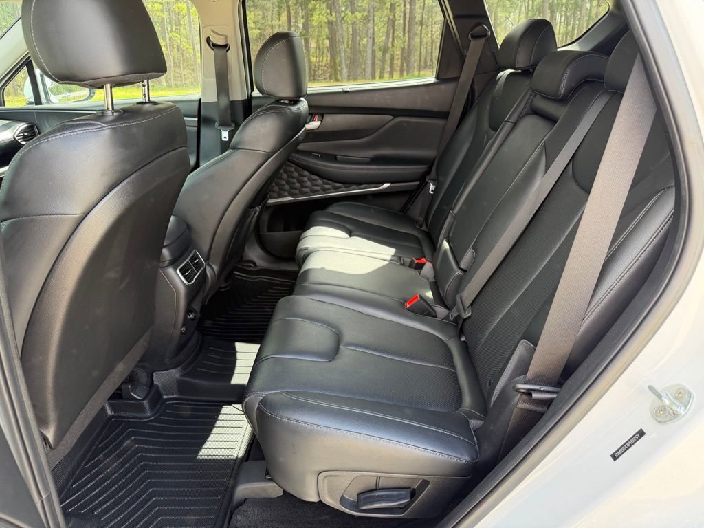 Used 2023 Hyundai Santa Fe SEL w/ Premium Package image 14
