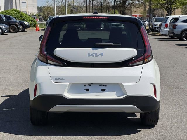 Used 2023 Kia Soul S image 3