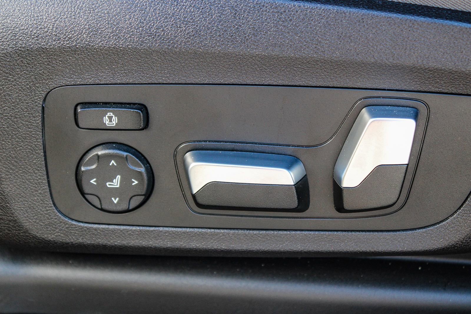 Used 2020 BMW X4 M w/ Executive Package image 23