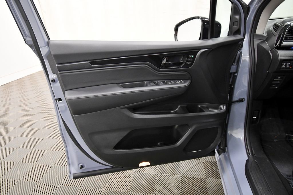 Certified 2025 Honda Odyssey Elite image 13