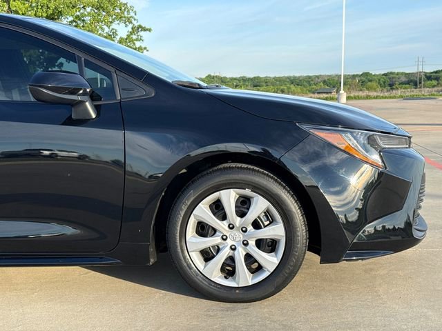Used 2024 Toyota Corolla LE FWD image 5