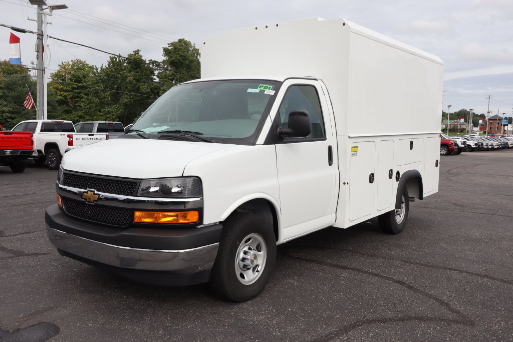 New 2026 Chevrolet Express 3500 w/ Power Convenience Package RWD image 25