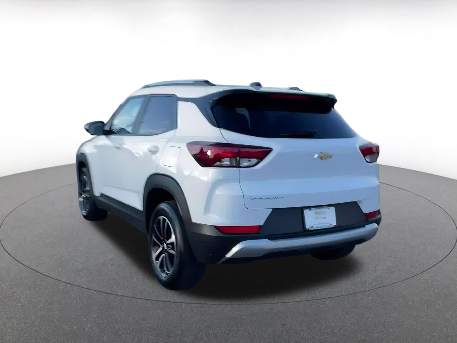 Used 2025 Chevrolet TrailBlazer LT image 11