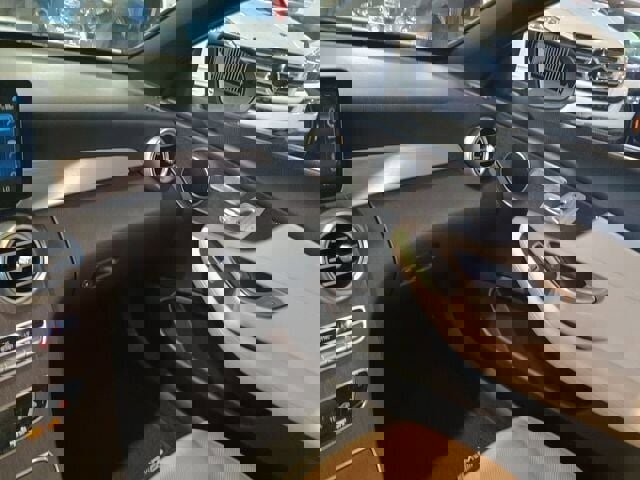 Used 2019 Mercedes-Benz C 300 Cabriolet image 13