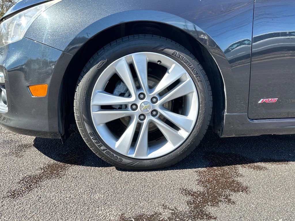 Used 2015 Chevrolet Cruze LTZ w/ Sun, Sound and Sport Package image 28