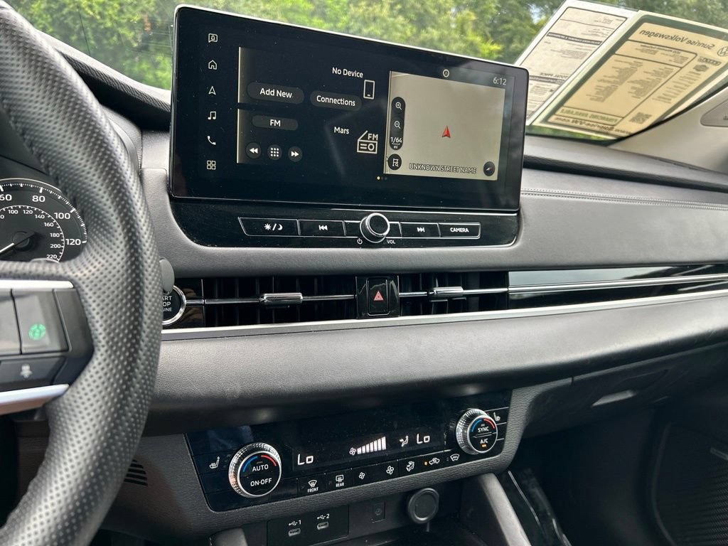 Used 2025 Mitsubishi Outlander SE AWD/4WD image 32