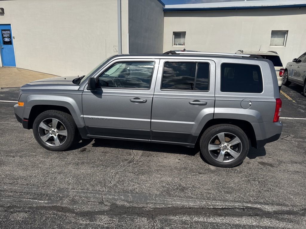 Used 2016 Jeep Patriot High Altitude image 11
