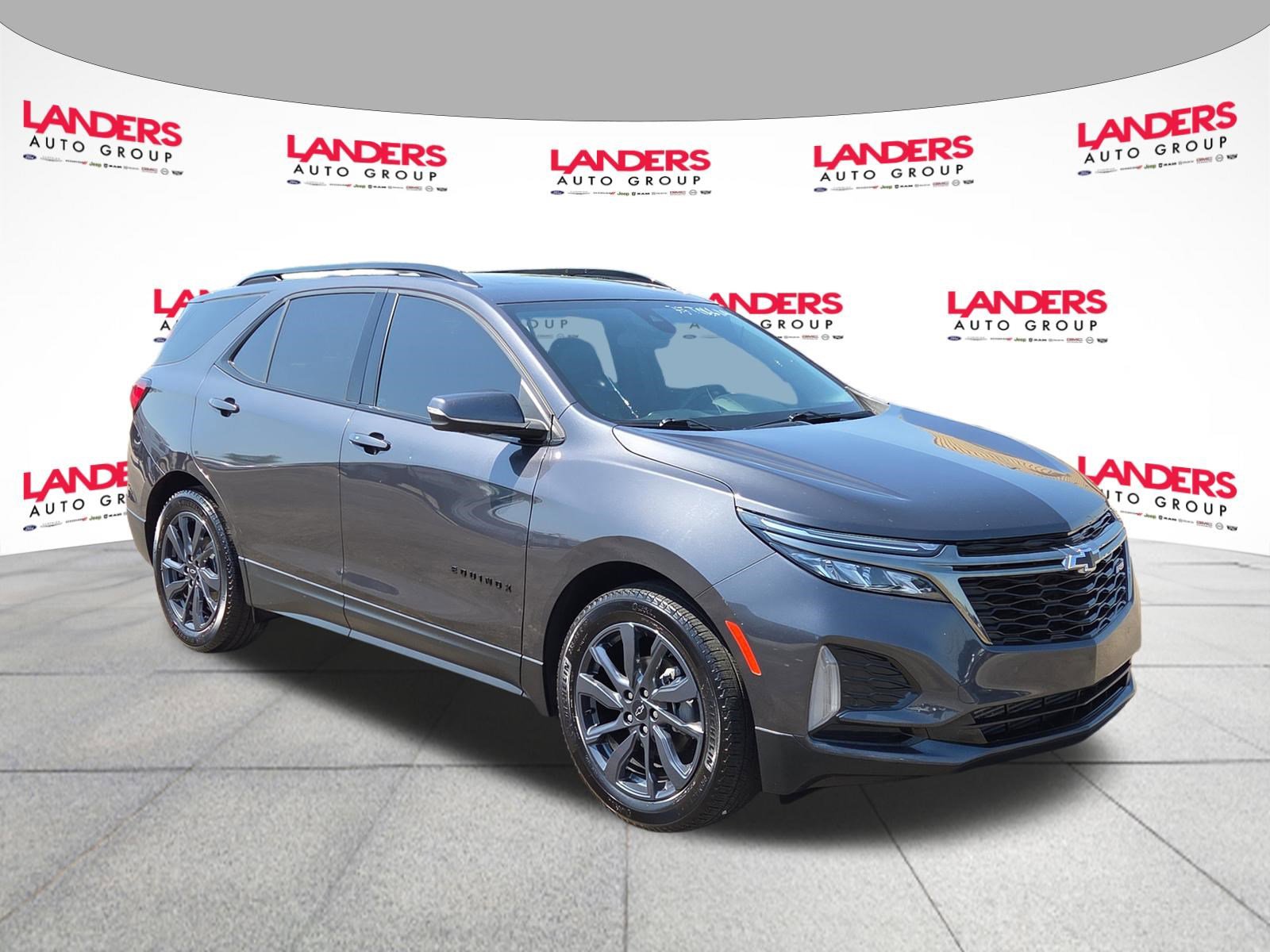 Used 2023 Chevrolet Equinox RS w/ RS Leather Package FWD image 1