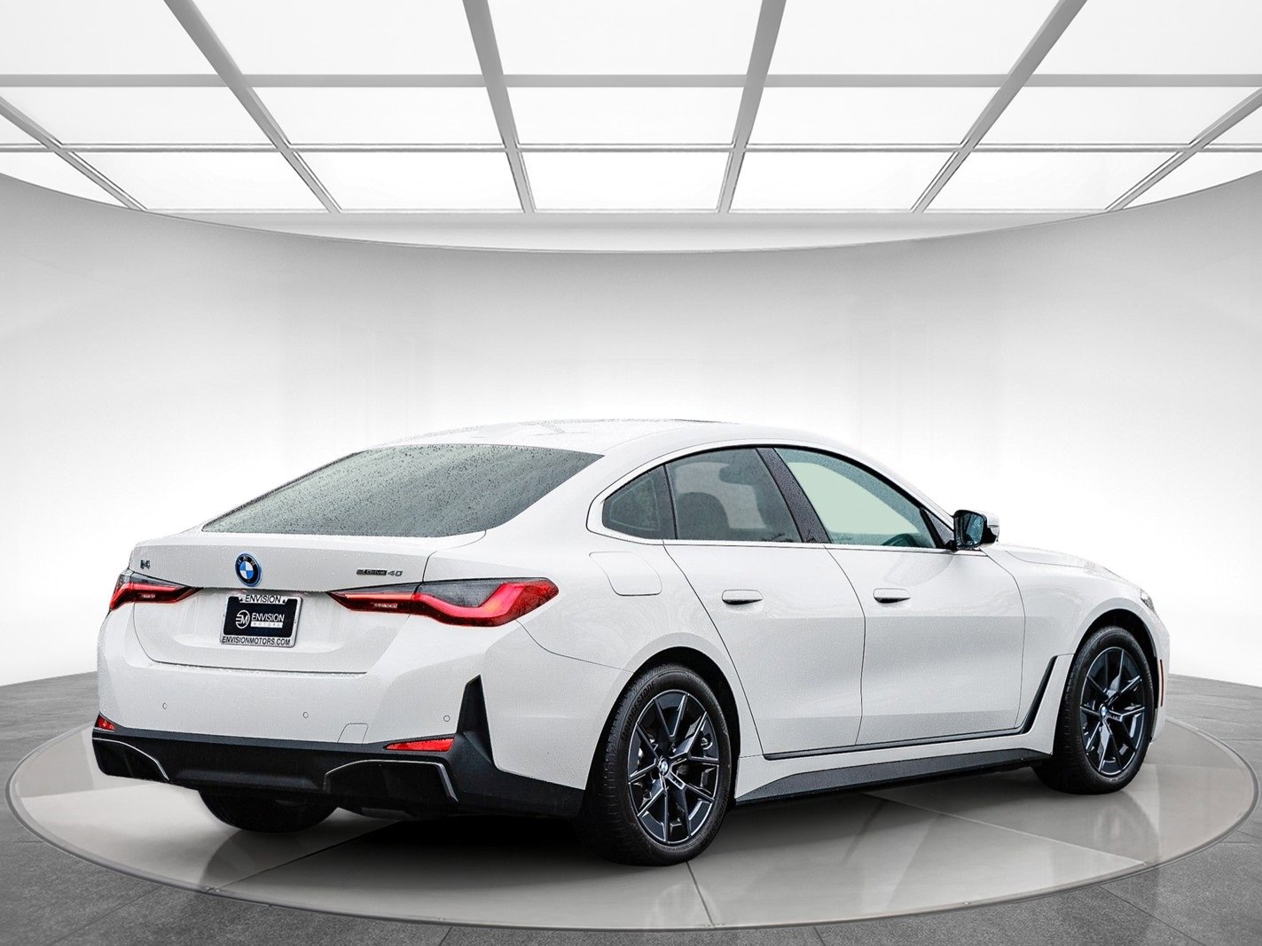 Used 2025 BMW i4 eDrive40 w/ Premium Package image 4