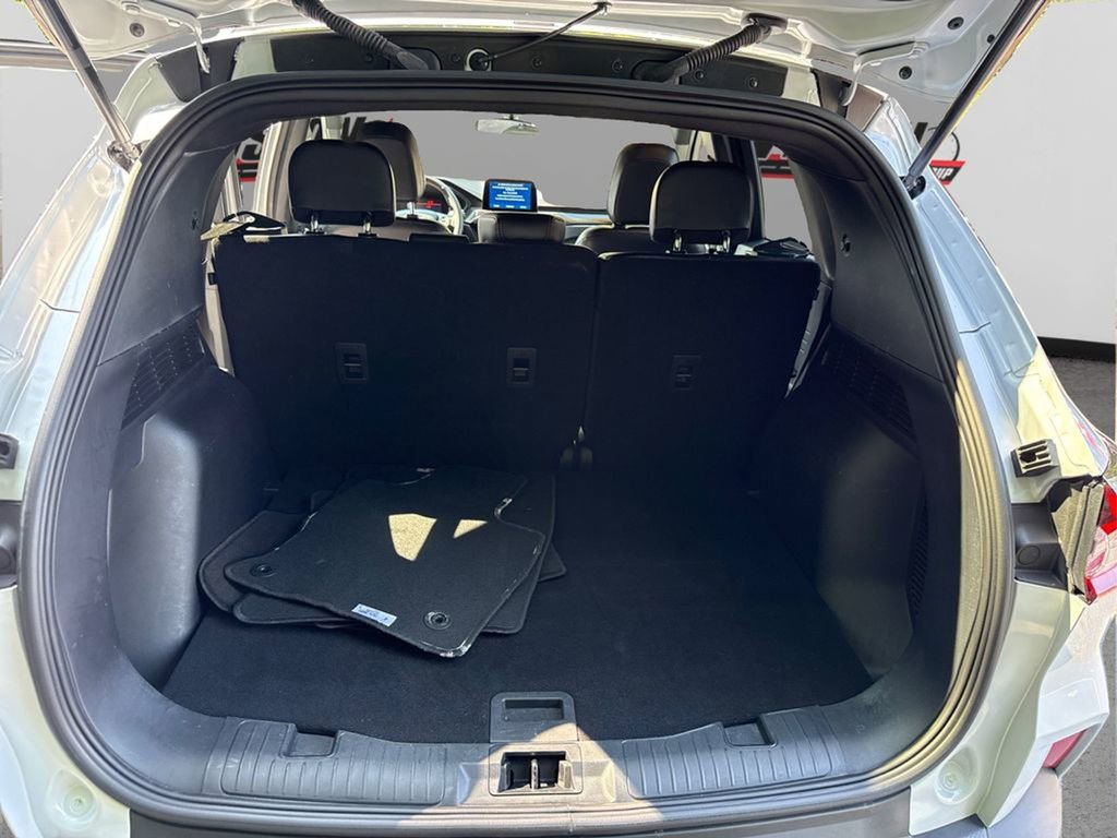 Used 2025 Ford Escape ST-Line image 11