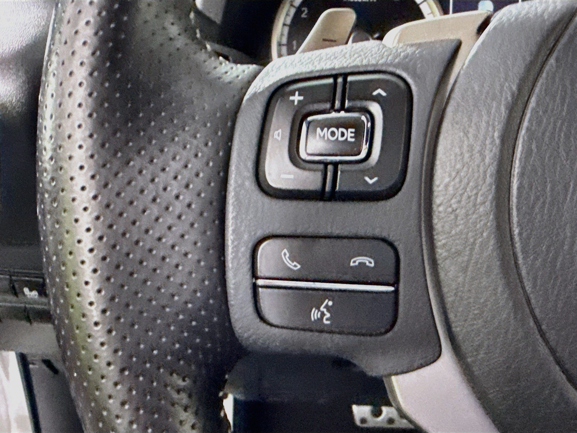Used 2021 Lexus NX 300 F Sport w/ Accessory Package 2 FWD image 14