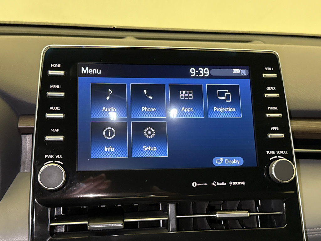 Used 2020 Toyota Avalon XLE FWD image 27