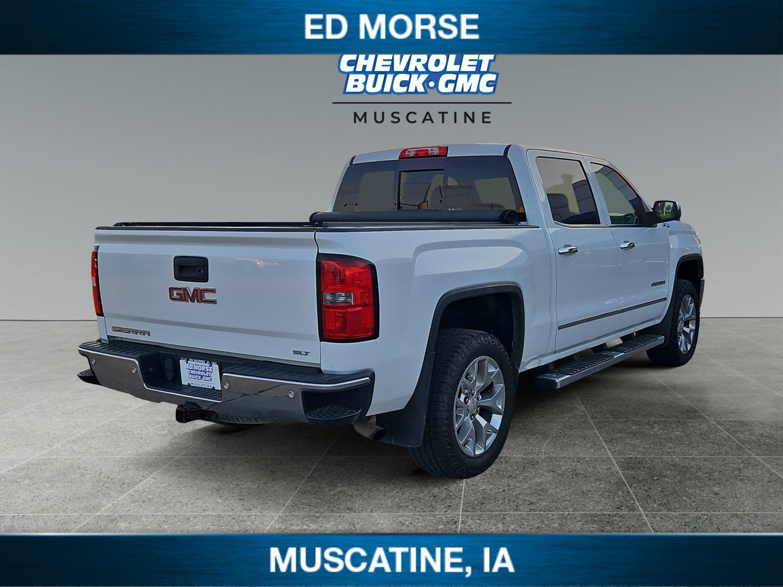 Used 2015 GMC Sierra 1500 SLT w/ SLT Crew Cab Value Package AWD/4WD image 5