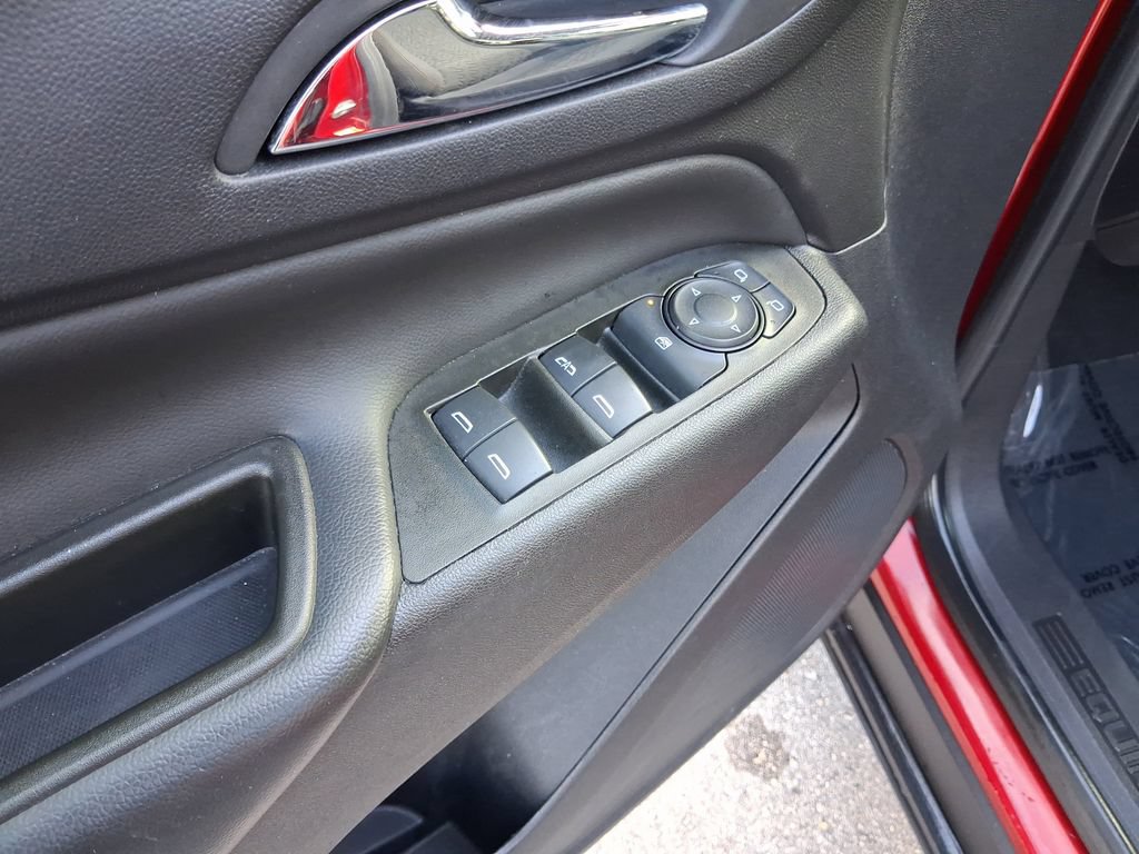 Used 2023 Chevrolet Equinox LT FWD image 16