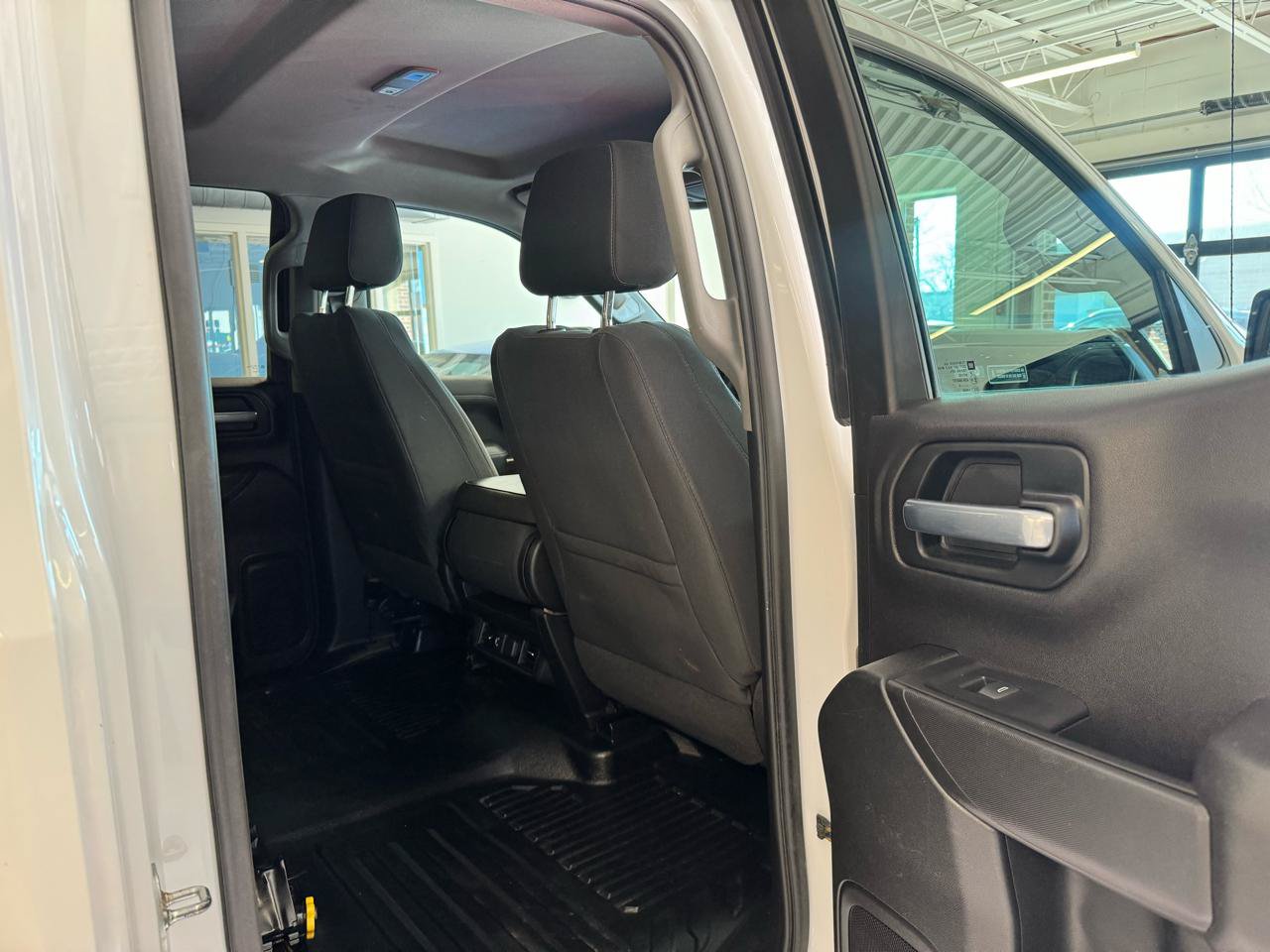 Used 2020 Chevrolet Silverado 1500 LT w/ Convenience Package AWD/4WD image 27
