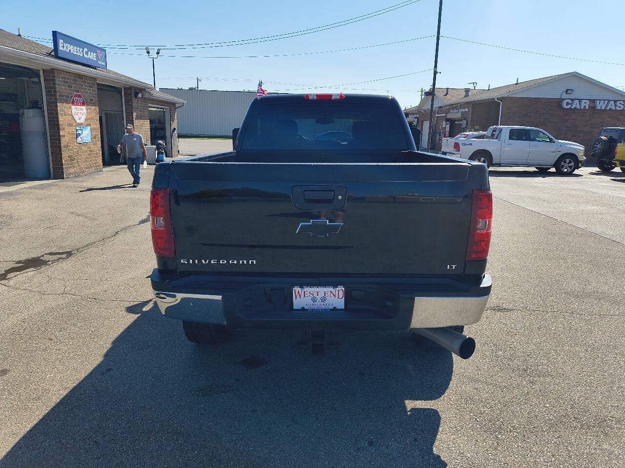 Used 2014 Chevrolet Silverado 2500 LT w/ Custom Sport Truck Package AWD/4WD image 6