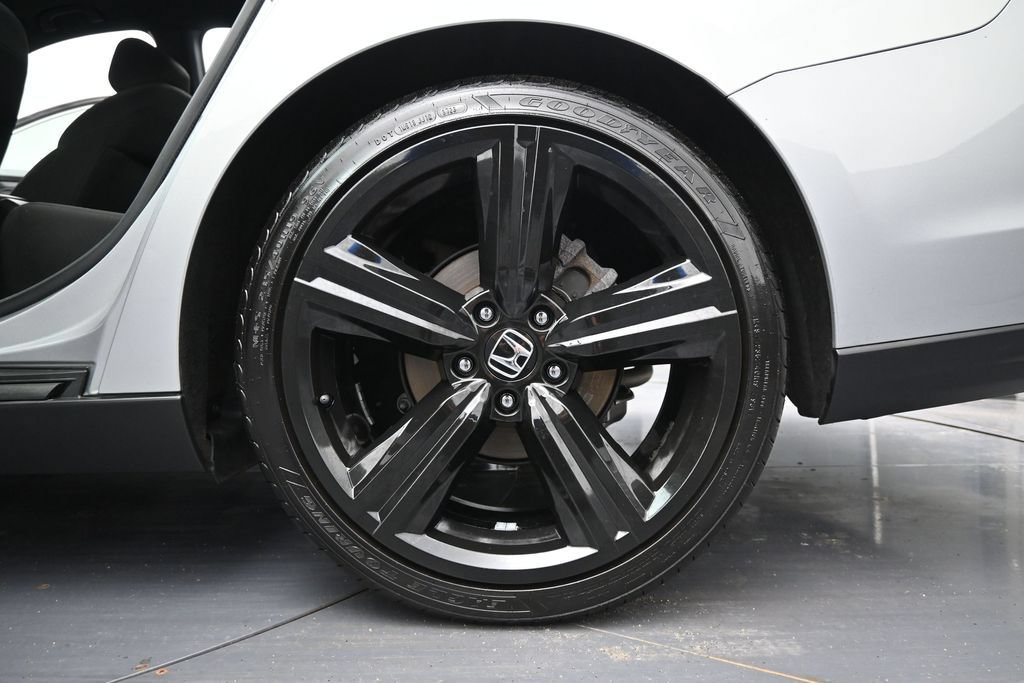 Used 2024 Honda Accord Sport image 14