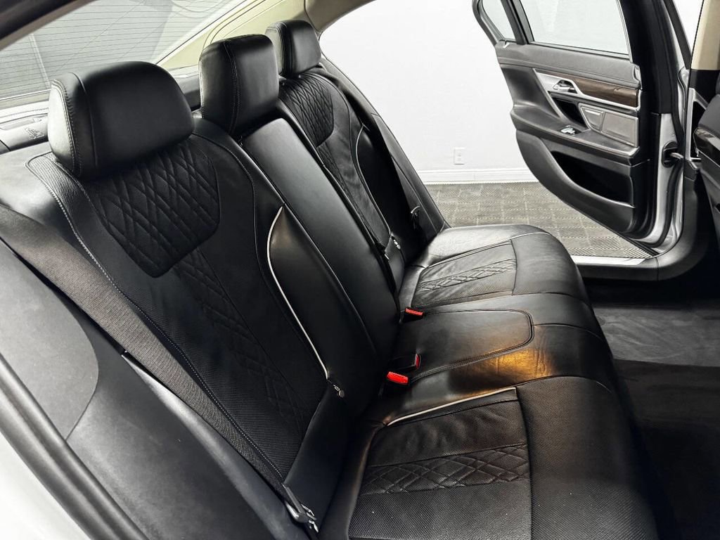 Used 2020 BMW 740i image 50