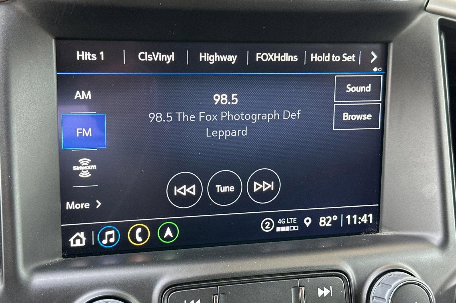 Certified 2024 GMC Terrain AT4 w/ Infotainment Package II image 19