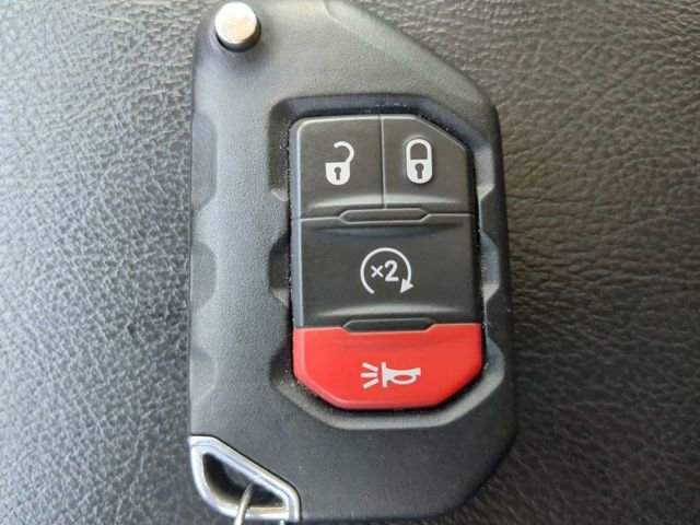Used 2020 Jeep Wrangler Unlimited Rubicon w/ Cold Weather Group image 29