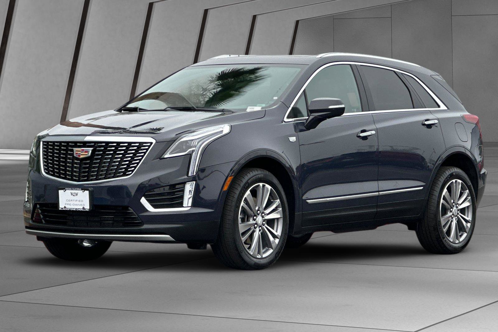 Certified 2025 Cadillac XT5 Premium Luxury image 8