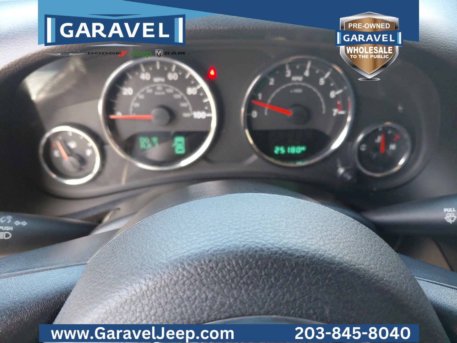 Used 2017 Jeep Wrangler Unlimited Rubicon w/ Cold Weather Group image 8