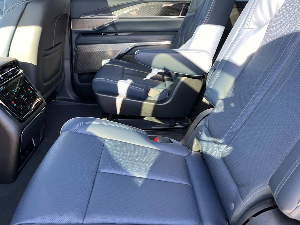 New 2025 Cadillac Escalade IQ Sport 2 image 20