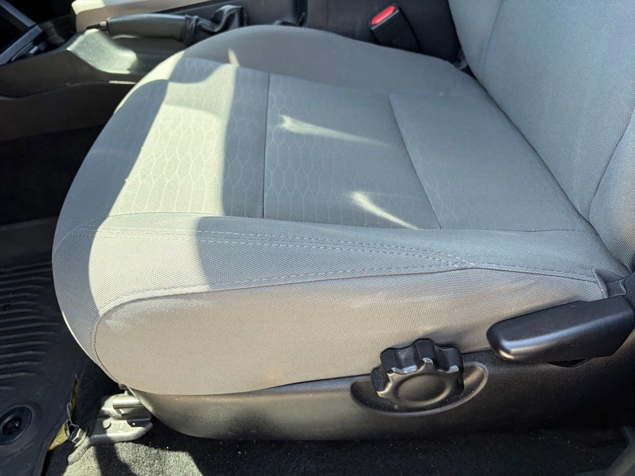 Used 2019 Toyota Tacoma SR5 RWD image 5