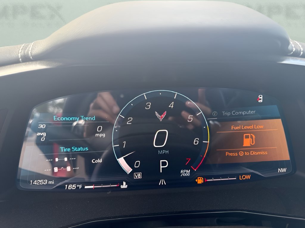 Used 2024 Chevrolet Corvette Stingray Preferred Conv w/ Stealth Interior Trim Package RWD image 9