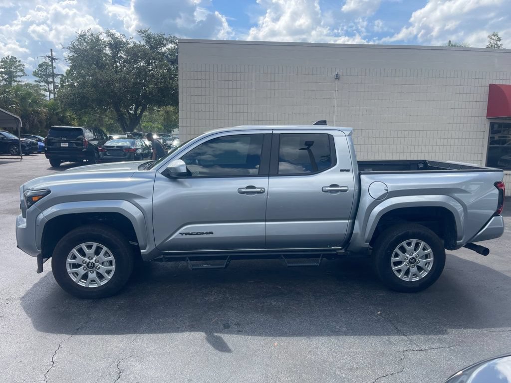 Used 2026 Toyota Tacoma SR5 RWD image 2