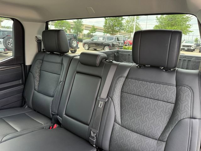 Used 2022 Toyota Tundra Limited w/ Power Package image 30