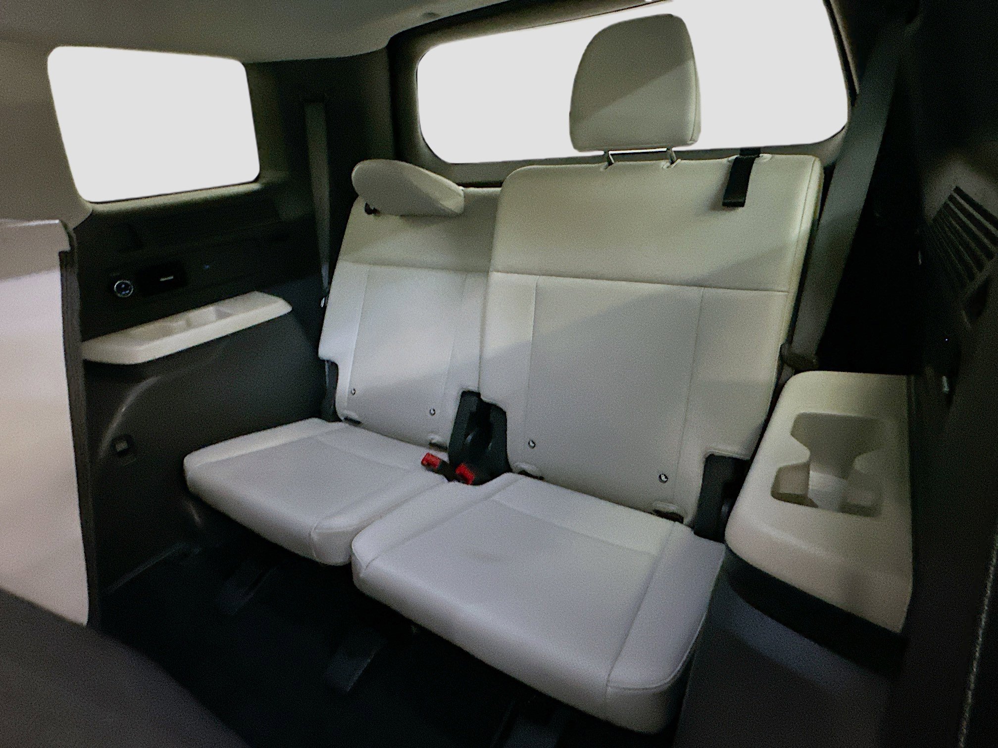 Used 2026 Hyundai Santa Fe SEL image 29