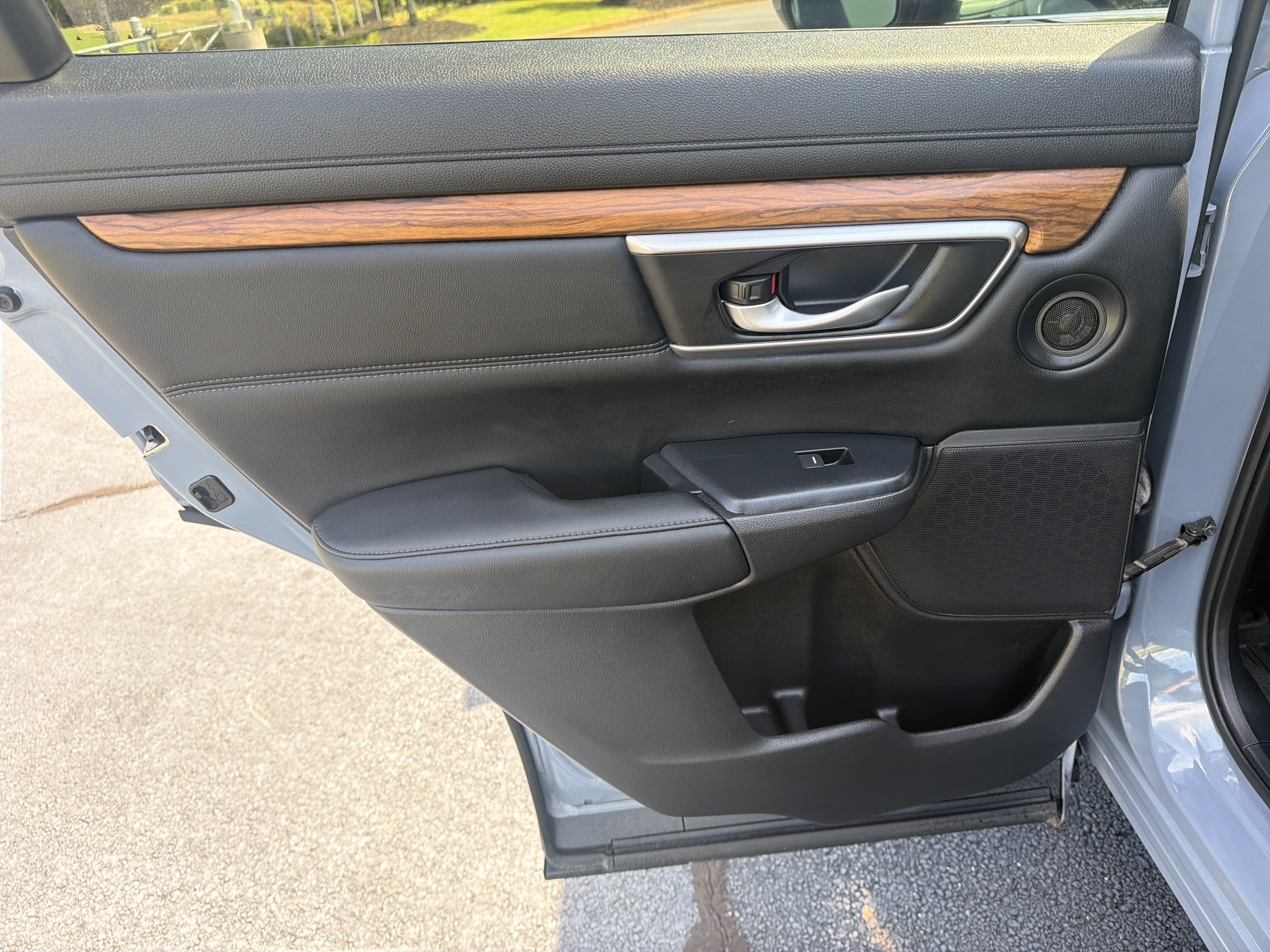 Used 2022 Honda CR-V EX-L image 27