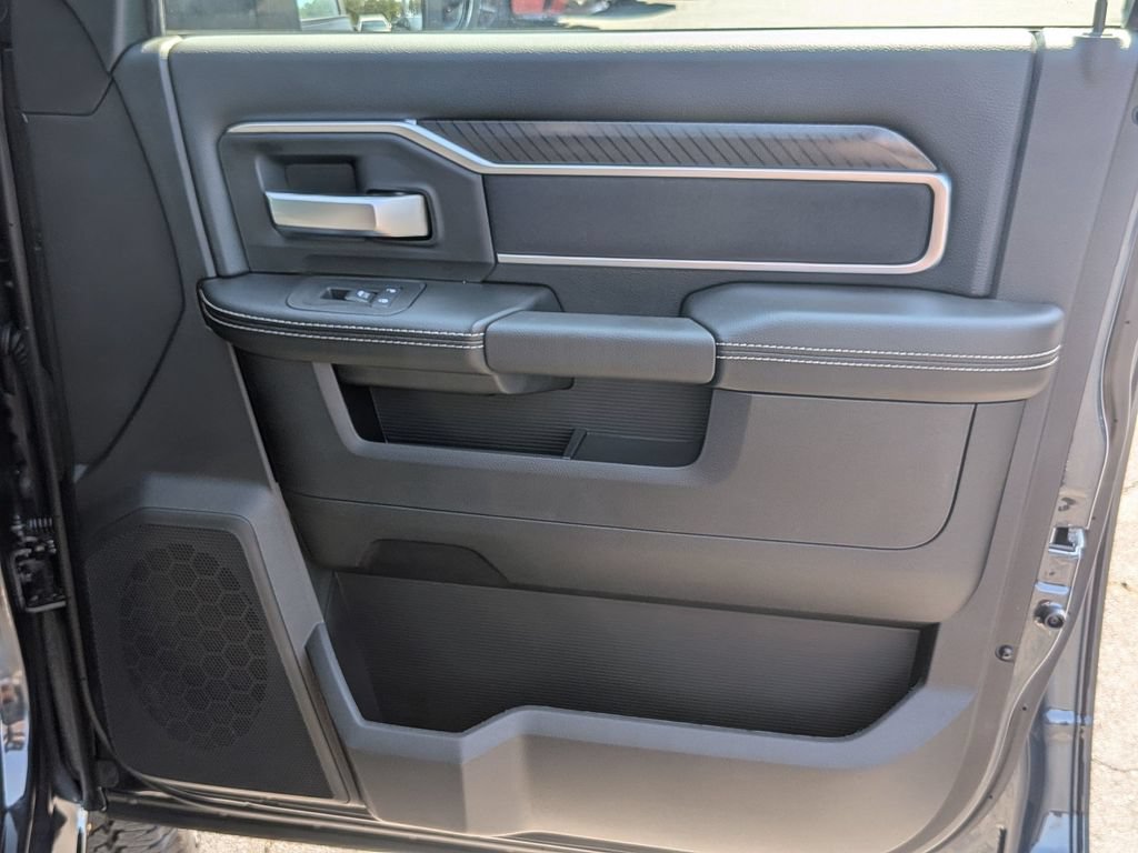 New 2027 RAM 2500 Big Horn AWD/4WD image 34