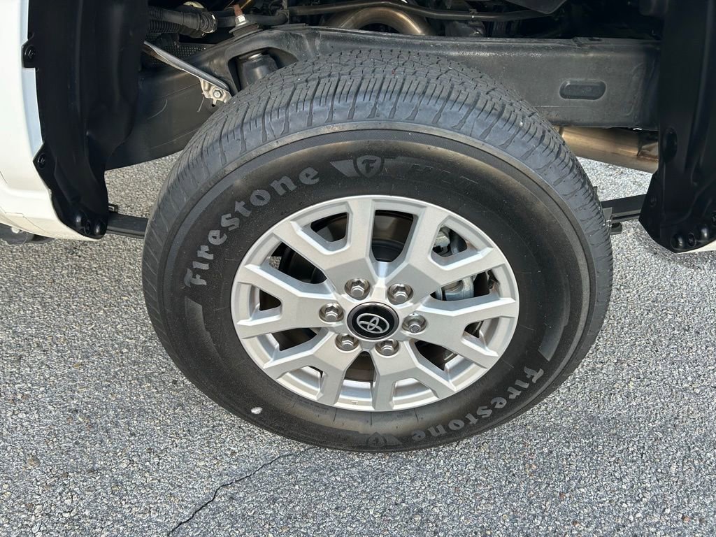 Certified 2024 Toyota Tacoma SR image 9
