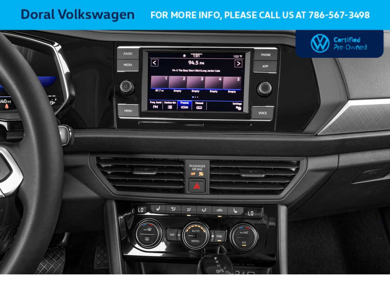 Certified 2023 Volkswagen Jetta SE w/ Panoramic Sunroof Package image 7