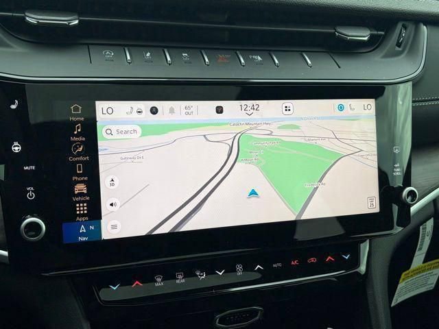 New 2026 Jeep Grand Cherokee Altitude AWD/4WD image 3