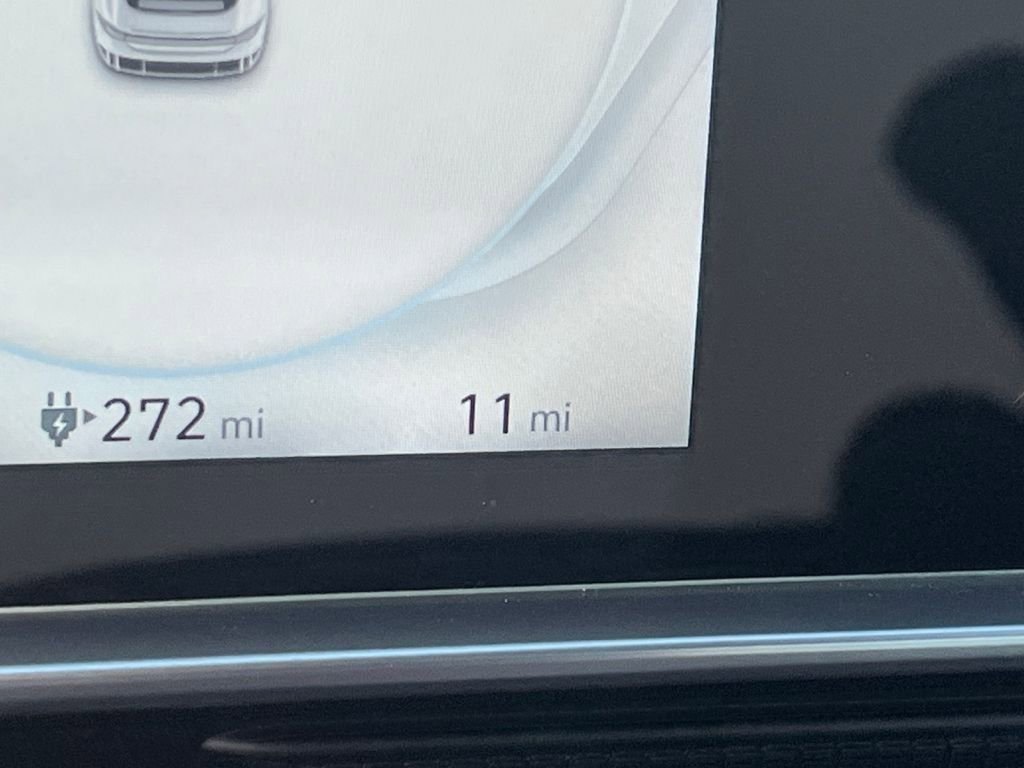 New 2025 Hyundai Ioniq 6 SEL image 16