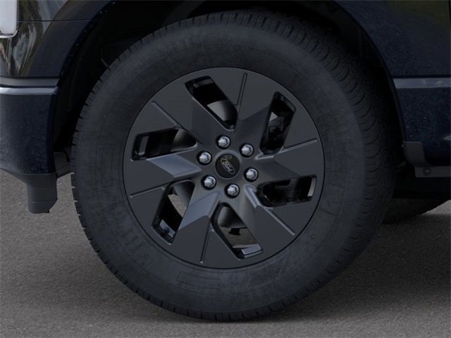 New 2025 Ford F150 Lightning Flash image 19