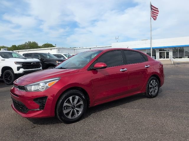 Used 2021 Kia Rio S w/ Technology Package FWD image 2
