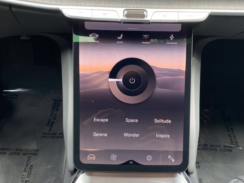 Used 2024 Lucid Air Pure RWD image 32