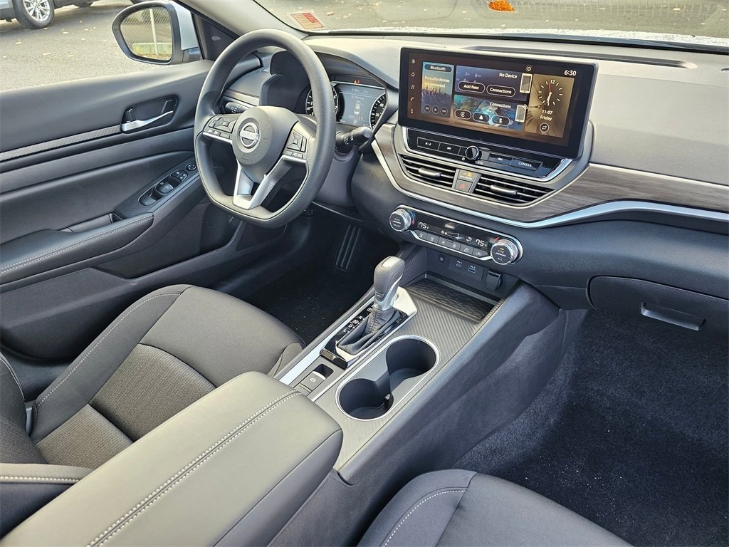 New 2025 Nissan Altima 2.5 SV w/ SV Special Edition Package image 29