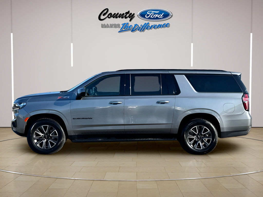 Used 2022 Chevrolet Suburban Z71 AWD/4WD image 3