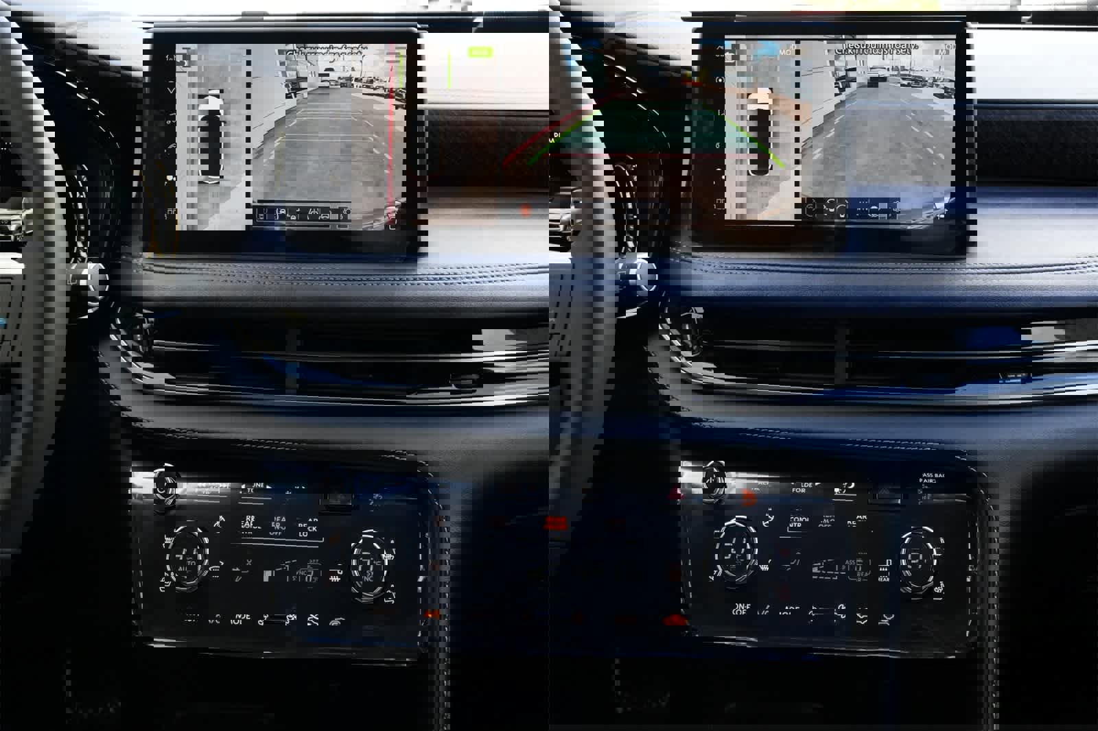 New 2026 INFINITI QX60 Sport image 13