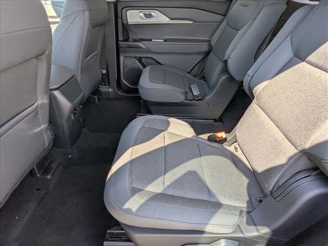 New 2025 Ford Explorer Active image 15