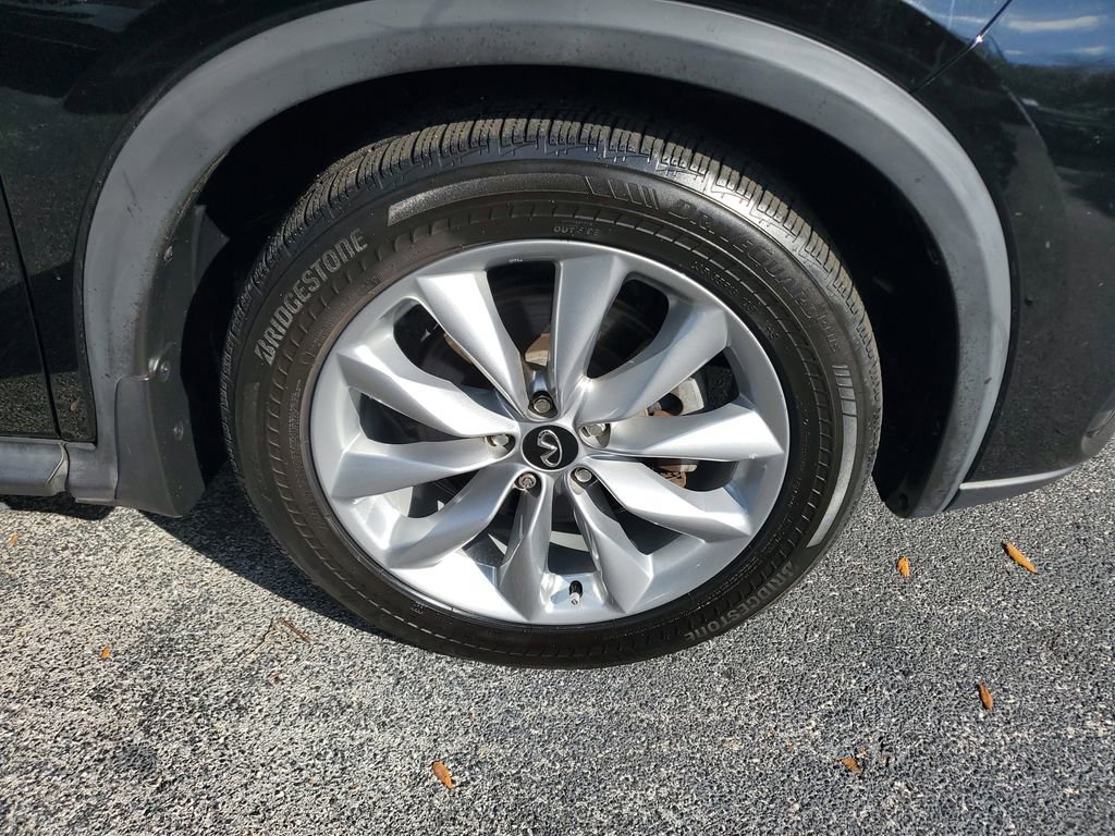 Used 2020 INFINITI QX50 Luxe w/ Navigation Package image 7