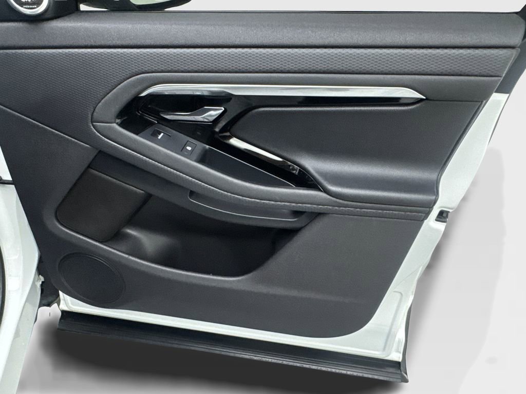 Used 2023 Land Rover Range Rover Evoque S image 48